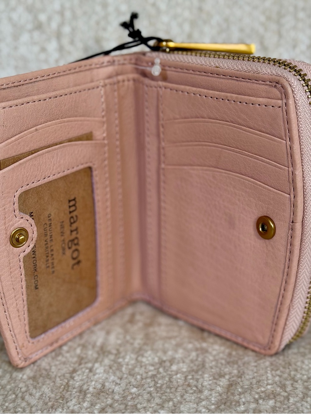 Margot New York Gina Compact Wallet Blush Pink 100% Leather Zip Wallet - Picture 10 of 10